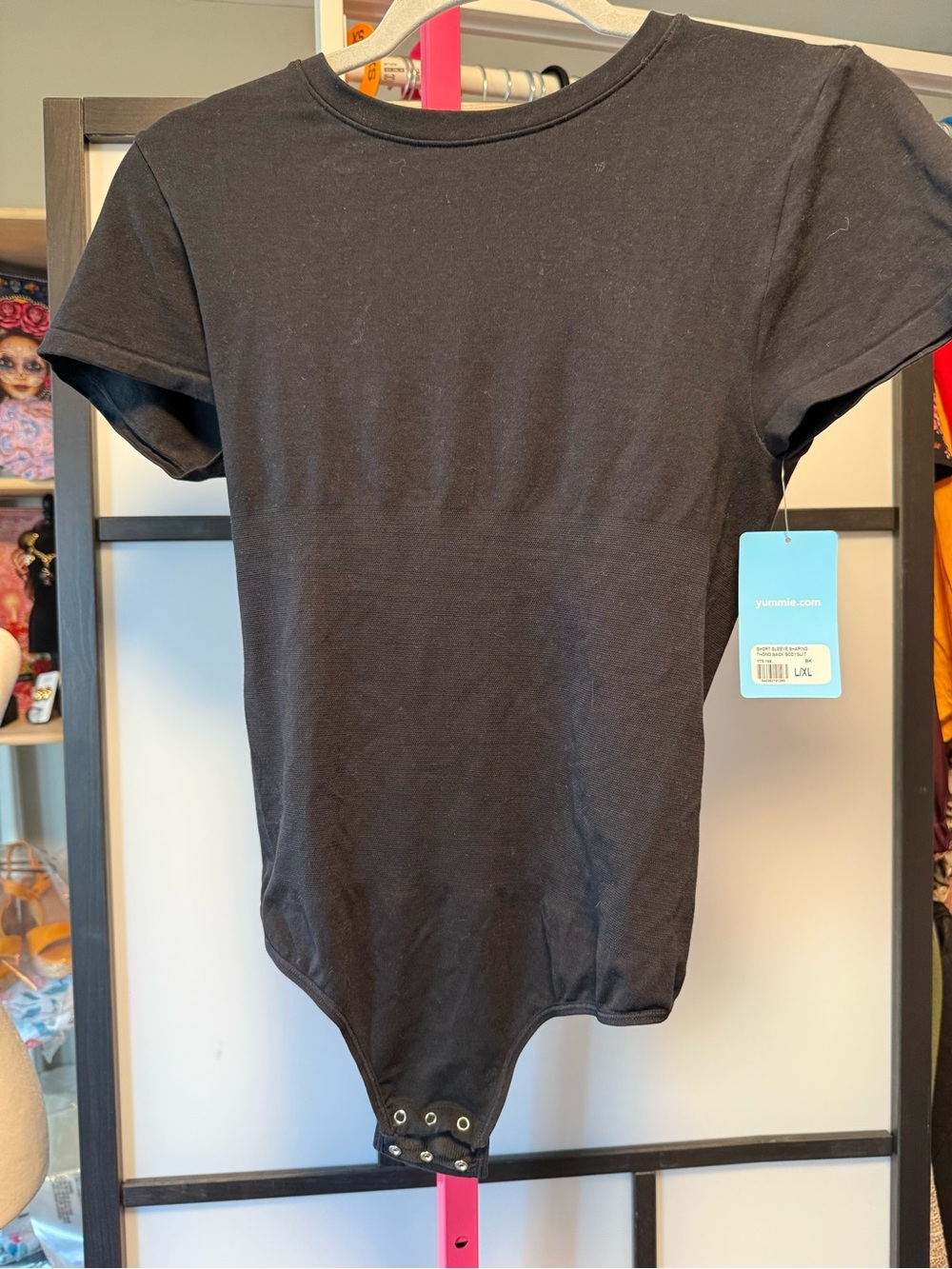 Yummie Short Sleeve Shaping Thong Bodysuit – NWT – L/XL